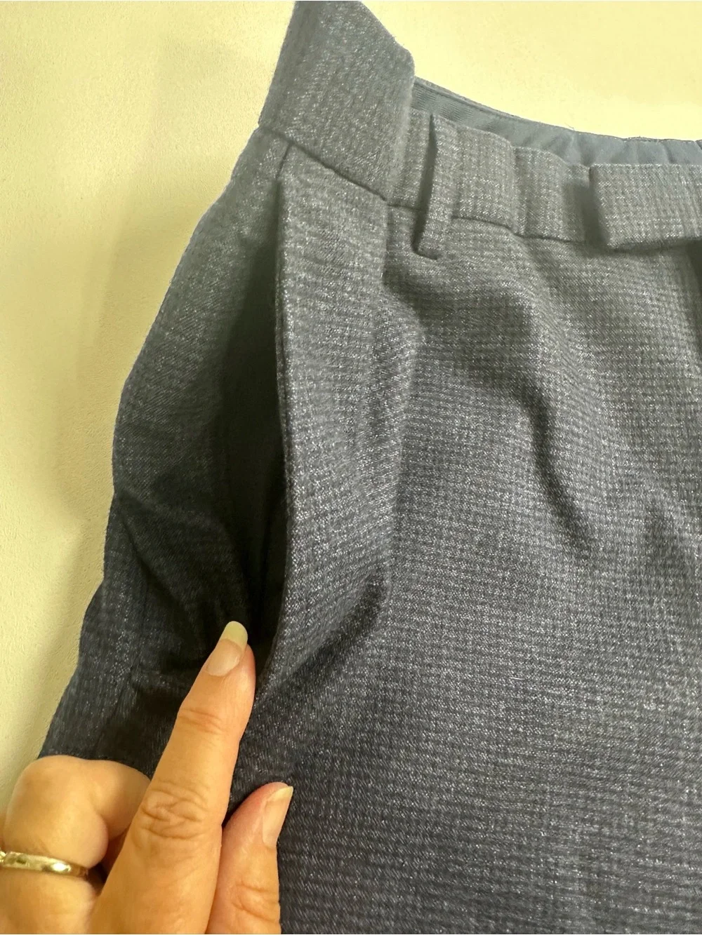 Banana Republic men’s size 38 slim fit‎ wool blend trousers